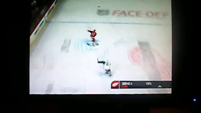 Небольшая хитрость в игре NHL09+Драка смотреть онлайн
