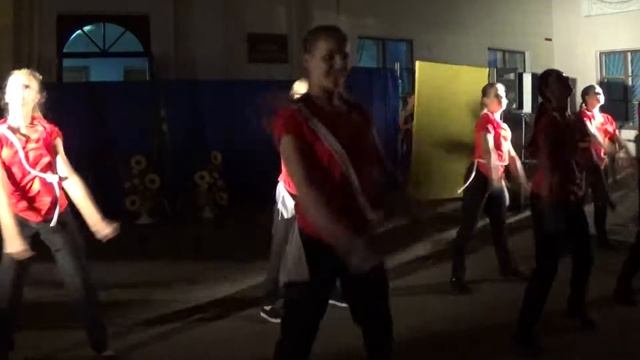 Танец в стиле диско - ансамбль современного эстрадного танца "Визави" смотреть онлайн