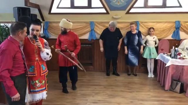 Торжественное поздравление Юбиляра с любимыми песнями! смотреть онлайн