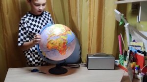 Распаковка интерактивного глобуса