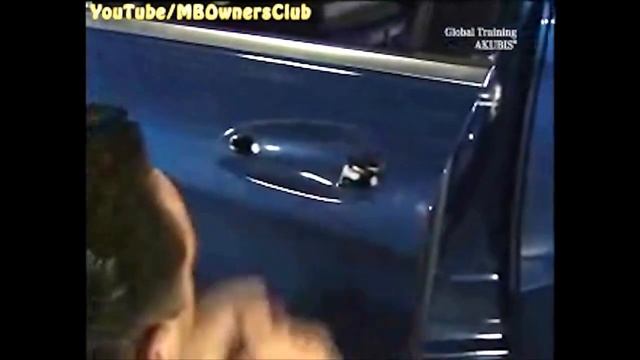 Mercedes-Benz Door Module Removal and Installation | A-Class, B-Class, GLA-Class смотреть онлайн