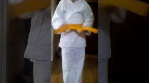 Как завязать пояс на кимоно
