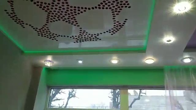 Все самое красивое вы увидите в нашем салоне натяжных потолков! смотреть онлайн