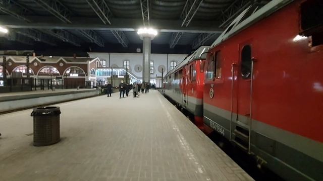 Поезд Санкт-Петербург Симферополь Крым. Остановка Москва, Казанский вокзал смотреть онлайн