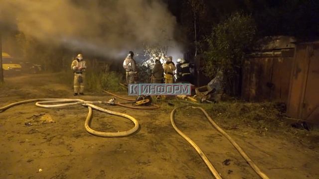 В СУРГУТЕ В ОГНЕ ЗАЖИВО СГОРЕЛ ЧЕЛОВЕК смотреть онлайн