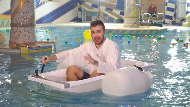 ИСПОЛЬЗУЙ ТОЛЬКО ОДИН ЦВЕТ ДЛЯ ПОСТРОЙКИ ЛОДКИ! смотреть онлайн