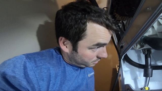 How to Unclog Drain Filter: Whirlpool Duet Washing Machine смотреть онлайн