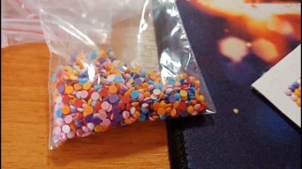 КАК можно использовать остатки алмазной мозаики? Делаю закладку для книги.