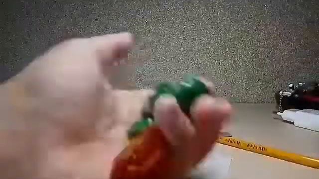 Прикольная самоделка ''Автомат конфет'' смотреть онлайн