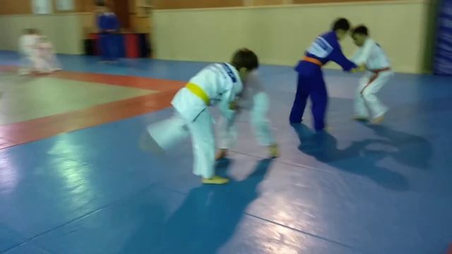 Әділ мен Абдолла, Мәди мен Рустам т.б. смотреть онлайн