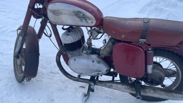 Двигатель Ява (Jawa) 350/360 тест 21.02.2023 после ремонта (г. Курган) смотреть онлайн