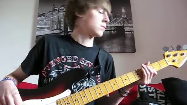 Three Days Grace - I Hate Everything About You Bass Cover смотреть онлайн