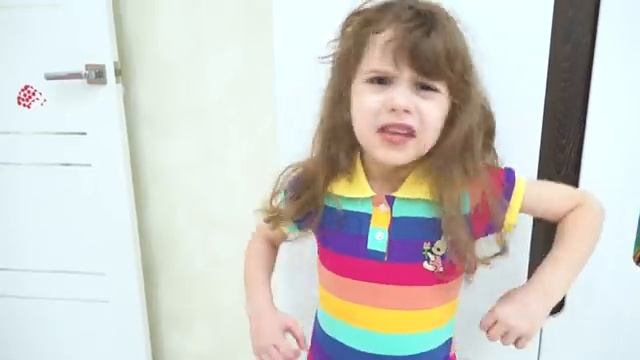 Ева изучает как правильно смотреть онлайн