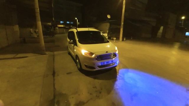 Ford Tourneo Courier life ? смотреть онлайн