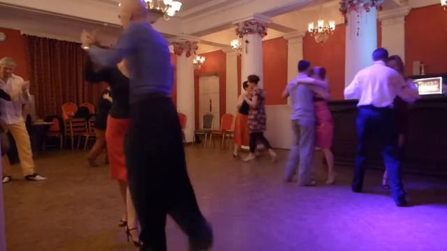 Венгерская милонга в Сити (Тверь), 11.01.2020, DJ Дмитрий Желязков смотреть онлайн