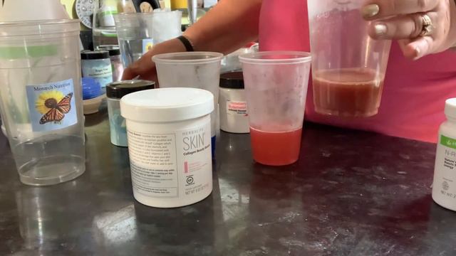 Wonder Woman - how to make Herbalife mega tea смотреть онлайн