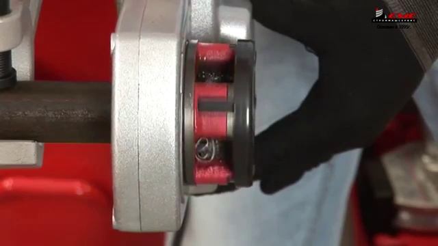 Нарезание трубной конической резьбы. ROTHENBERGER. смотреть онлайн