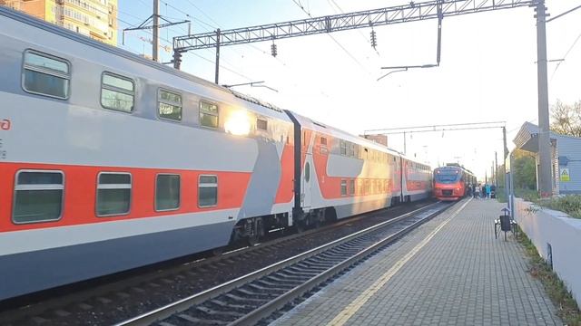 "Перегонка!" ЭП1М-590 с двухэтажными вагонами смотреть онлайн