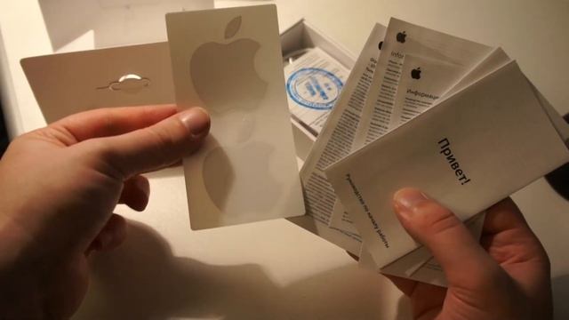 Достаем из коробки - IPhone 4S смотреть онлайн