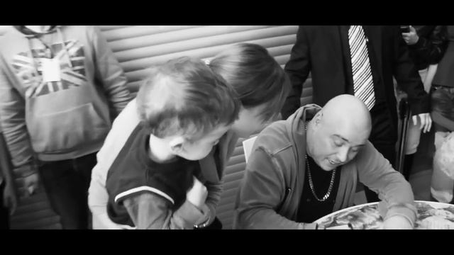 М5 МОЛЛ. Ночь шоппинга смотреть онлайн