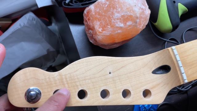 Will a Telecaster Mighty Mite Neck fit on a Made in Mexico Stratocaster ￼ Body @fender смотреть онлайн