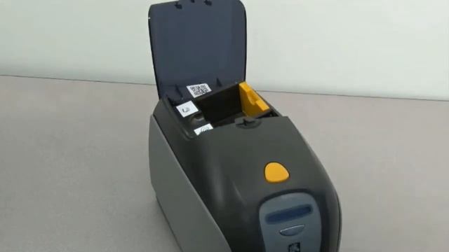 Zebra ZXP Series 1 ID Card Printer - How to Load Cards смотреть онлайн