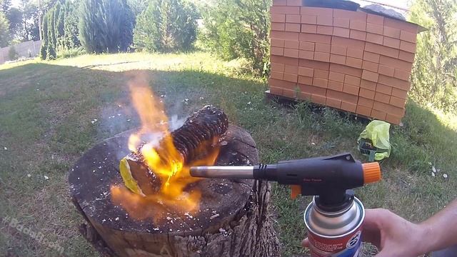 Crazy Test - Coca Cola vs Gas Torch смотреть онлайн