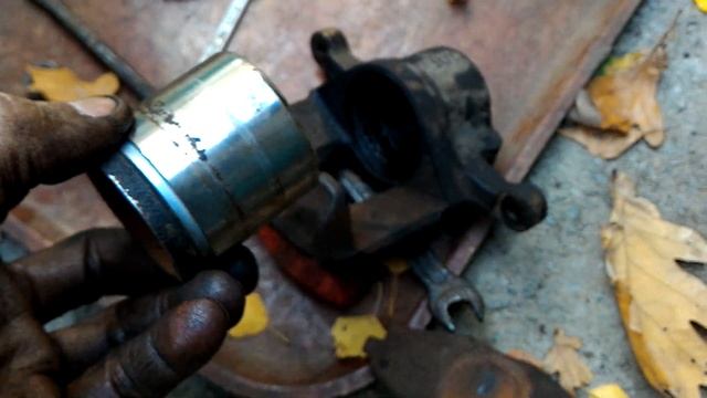 Тормоза... подклинивает поршень, нет наката, полное ТО тормозного пошня смотреть онлайн