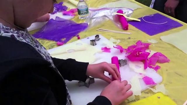 США.Детские развлечения:парк аттракционов и фестиваль на ферме смотреть онлайн