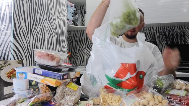 Муж ПОДАРИЛ МЕЧТУ каждой ДЕВУШКИ смотреть онлайн