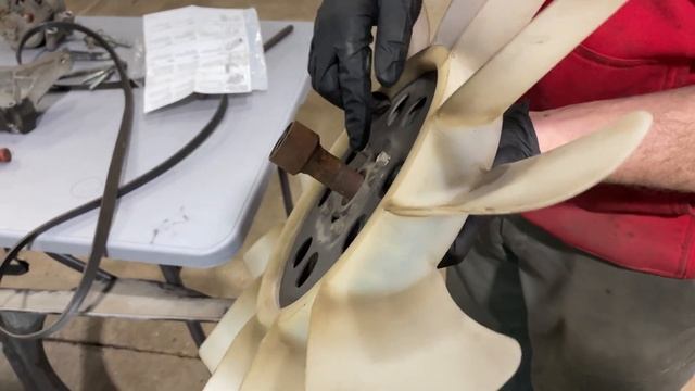 2008 Ford Ranger 3.0L Water Pump Replacement Without AC Discharge смотреть онлайн