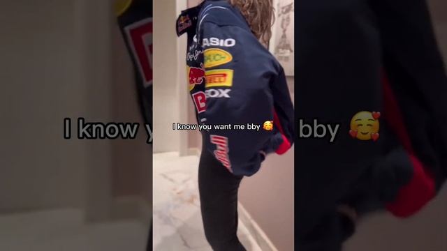 Red Bull F1 Jacket I know I want you baby смотреть онлайн