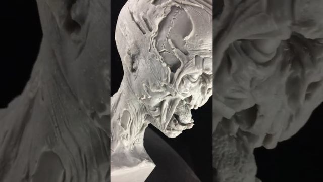 Screaming Zombie Sketch Bust 001 смотреть онлайн