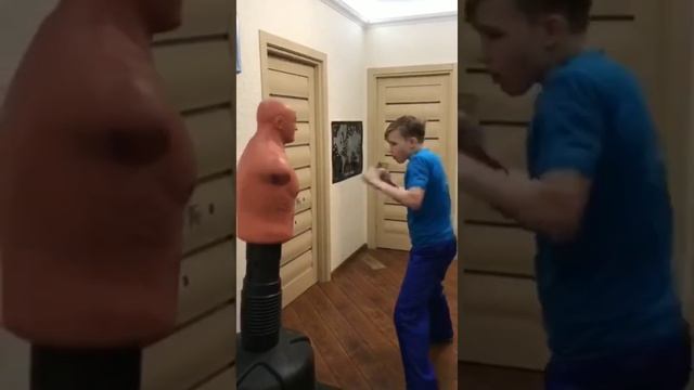 ДЮКБИ. Тренировки на карантине смотреть онлайн