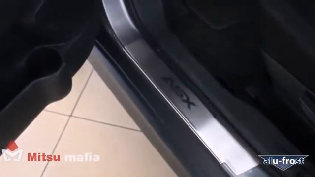 Накладки на пороги для Mitsubishi ASX смотреть онлайн