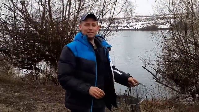 Ловля Голавля в марте на червя смотреть онлайн