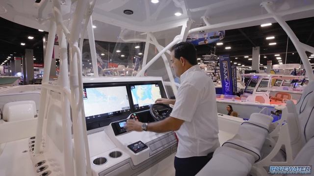 SeaVee 400Z Debut - 2024 Miami Boat Show смотреть онлайн
