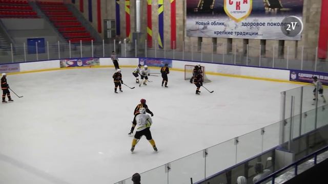 Первенство СПбХЛ, Дебютант-4, Stern-2 - Реактор - 0:8 смотреть онлайн