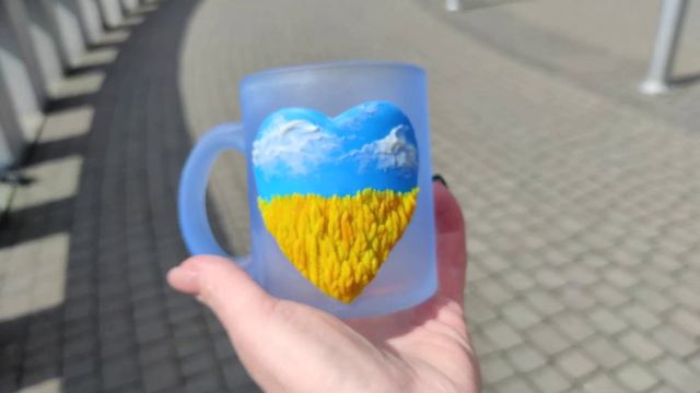 чашка з декором ручної роботи з полімерної глини "З україною в серці" смотреть онлайн