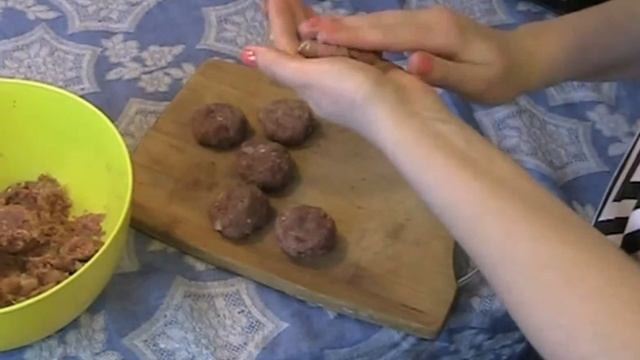 Как приготовить и пожарить котлеты. смотреть онлайн