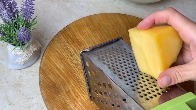 Самый Простой и Вкусный Рецепт Ужина! Из ФАРШа вместо Котлет. Запеканка в духовке ( кефир + фарш) смотреть онлайн