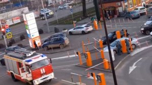 Fire truck responding compilation, siren yelp, wail. manual