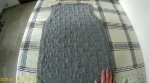 Серая женская безрукавка (жилет) спицами (пряжа, узор, спинка) Часть 1 (перезалив)