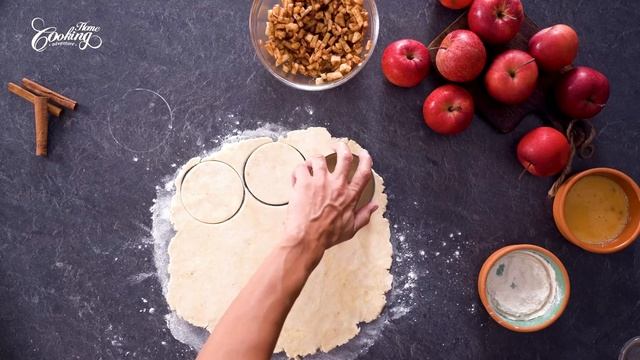 Apple Hand Pies - Easy Delicious Apple Recipe Perfect for Fall смотреть онлайн