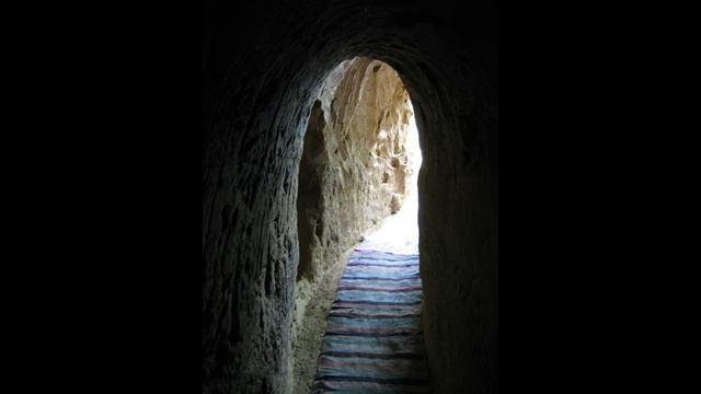 Колокольный звон по окончании заупокойной службы. смотреть онлайн