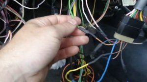 Замена рулевой колонки от 31105 на 3102. Подключение переключателей поворотов и света.