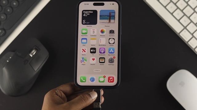 How to Use Mouse and Keyboard on iPhone 14 Pro/ Max/ Plus [Wired & Wireless] смотреть онлайн