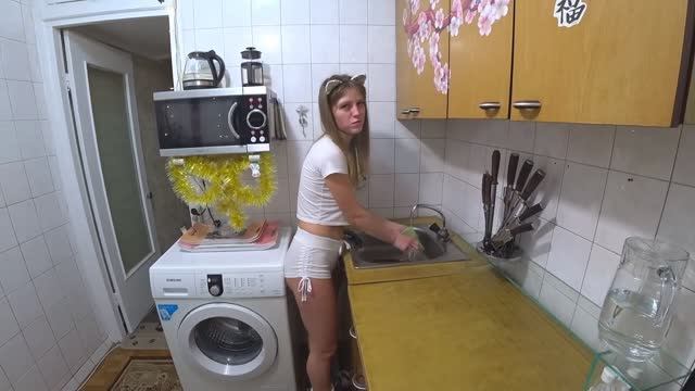РИСУЕМ БЫЧКА НА КУХНЕ К 2021 ГОДУ
#Попка #Жопа #Красивая #Смех #Попа #twerk смотреть онлайн