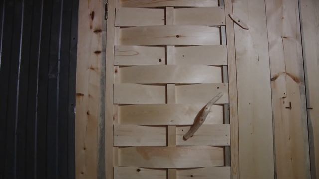 Деревянная дверь своими руками