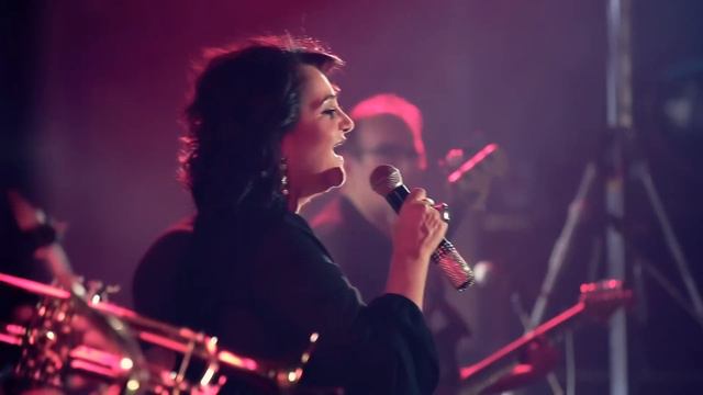 Roberta Cappelletti - La bottega (Ritmo allegro, dai tempi passati) Video ufficiale смотреть онлайн